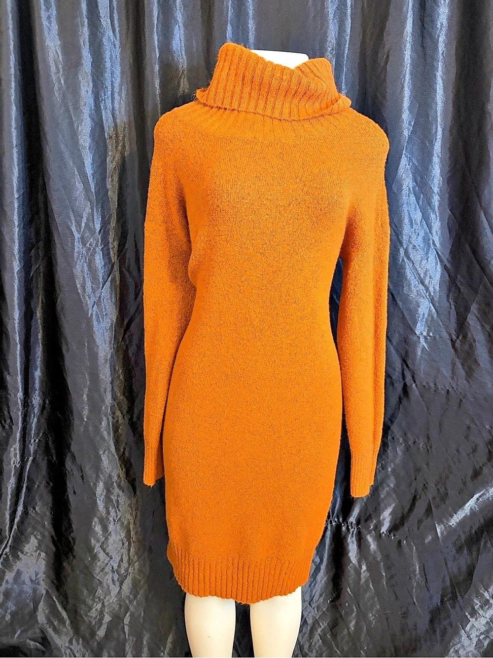 BODD Orange Turtleneck Midi Dress Size Medium